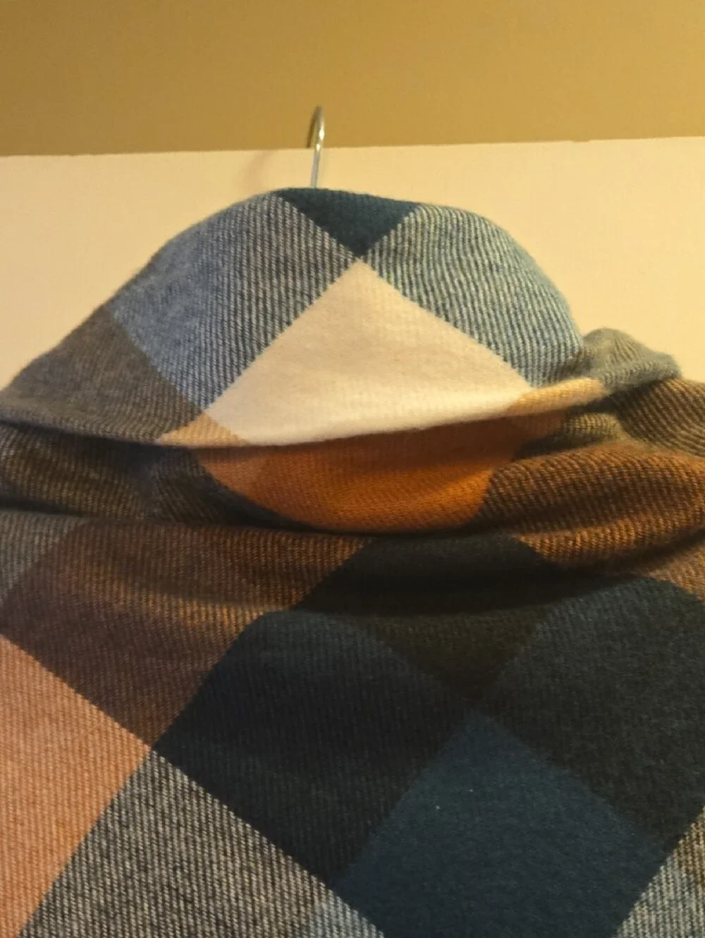 N/A cozy plaid